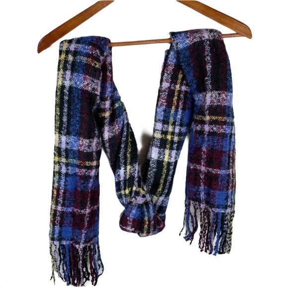 NWT BP. Multicolor Boucle Scarf - Picture 4 of 7